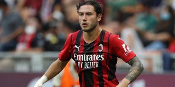 意甲最新动向：米兰主力中卫转会3800万，国米心仪球员被挖角